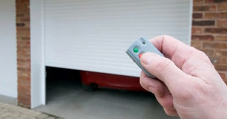 Купить автоматику для рулонных ворот Сызрань, цена от 2690 руб.
