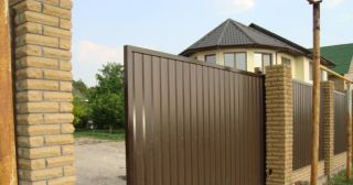 Купить откатные ворота из профнастила Сызрань, цена от 1726 руб.